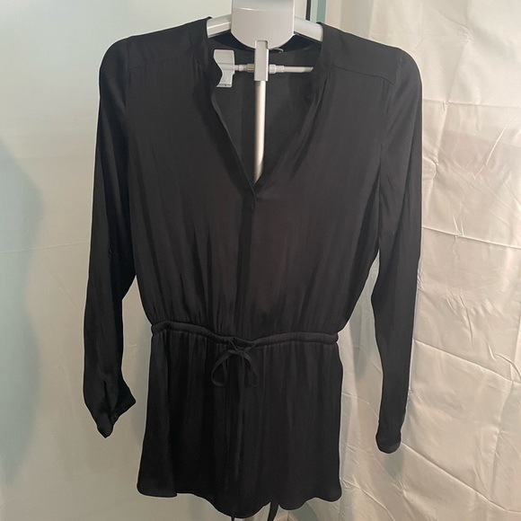 Tart black‎ mini dress size medium - Picture 1 of 9